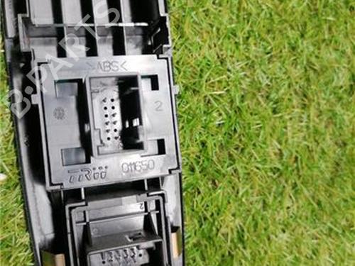Left front window switch FIAT PUNTO (199_) 1.3 D Multijet | BP36282565I27 - Image 3