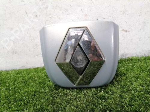 Used Tailgate handle Tailgate handle RENAULT CLIO II (BB_, CB_) 1.2 (BB0A, BB0F, BB10, BB1K, BB28, BB2D, BB2H, CB0A,... (58 hp) 36656485 36656485