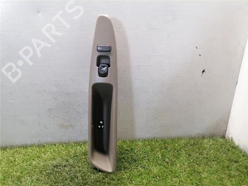 Used Right front window switch Right front window switch VOLVO V40 Estate (645) 1.9 DI (115 hp) 34641504 34641504