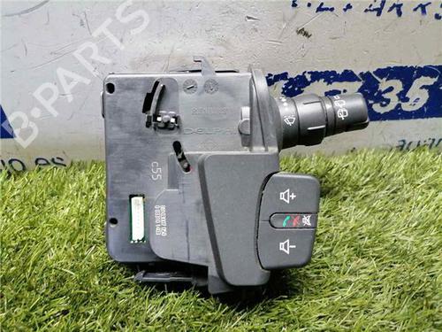 switch-renault-clio-iii-br01-cr01-2005-2006-2007-2008-2009-2010-2011-2012-2013-2014-31900662 main image