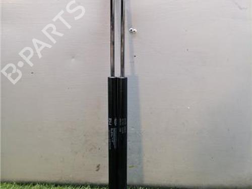 tailgate-lift-support-kia-carens-iv-2013-31894442 main image