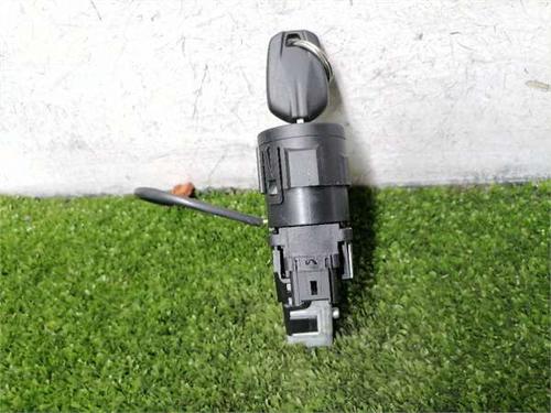 Switch PEUGEOT 208 Hatchback Van (CR_) 1.4 HDi 68 (CR8HR0) | BP37061979I30 - Image 2