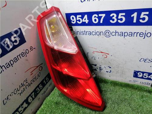 Used Left taillight FIAT GRANDE PUNTO (199_) 1.4 (199AXB11, 199AXB1A, 199BXB1A, 199AXL1A) (77 hp) 31892803