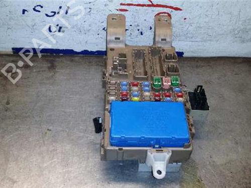 fuse-box-toyota-corolla-_e12_-2001-2002-2003-2004-2005-2006-2007-2008-31889523 main image