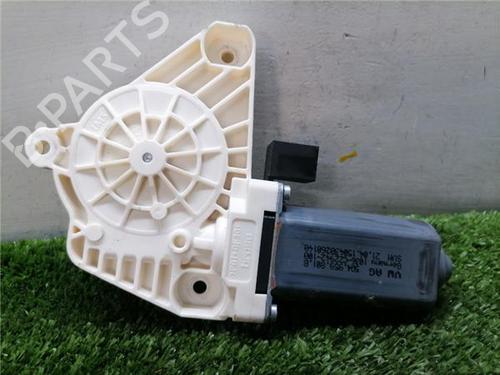 left-front-window-motor-vw-golf-vii-variant-ba5-bv5-2013-2014-2015-2016-2017-2018-2019-2020-2021-2022-32431779 main image
