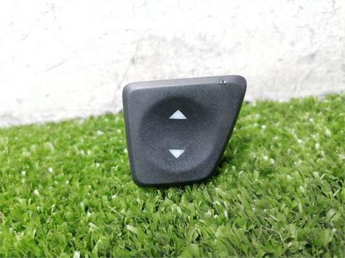 Used Right front window switch Right front window switch 37479714 37479714