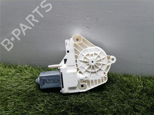 Used Right rear window motor Right rear window motor AUDI Q5 (8RB) 2.0 TDI quattro (170 hp) 31900826 31900826