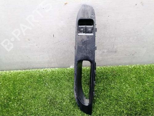 Used Left front window switch Left front window switch SEAT IBIZA III (6L1) 1.4 16V (75 hp) 35747409 35747409