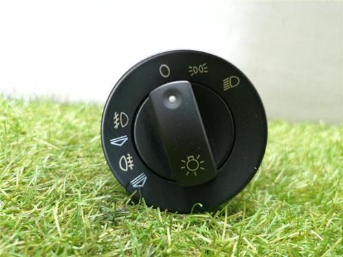 switch-audi-a4-b6-8e2-2000-2001-2002-2003-2004-2005-33478075 main image