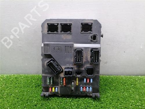 Used Fuse box Fuse box CITROËN C3 I (FC_, FN_) 1.1 i (60 hp) 36053434 36053434