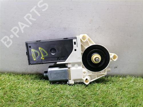 Used Right front window motor Right front window motor RENAULT LAGUNA III Grandtour (KT0/1) 2.0 dCi (KT01, KT08, KT09, KT0K, KT12, KT1D, KT1W) (150 hp) 33478053 33478053