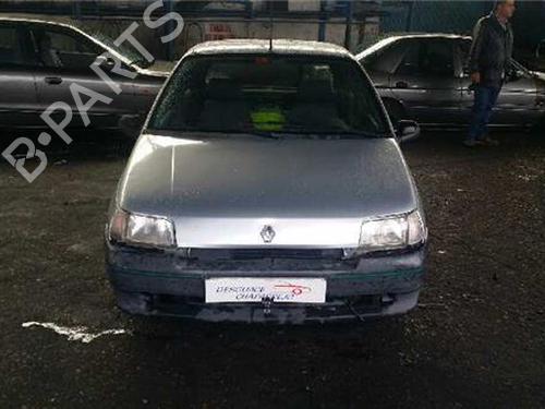 Brugte RENAULT CLIO I (B/C57_, 5/357_) 1.8 (90 hp) 4409827