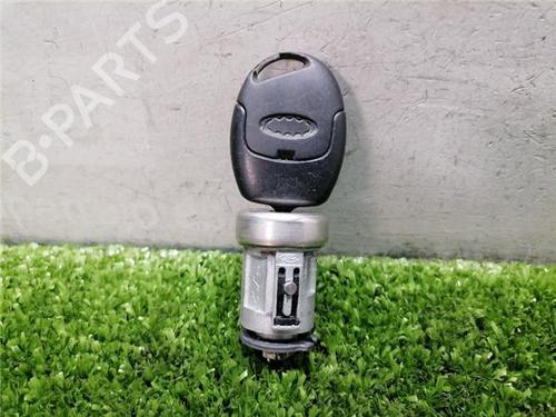 Used Switch Switch FORD FOCUS I (DAW, DBW) 1.6 16V (100 hp) 33808146 33808146