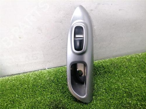 left-rear-window-switch-nissan-juke-f15-2010-2011-2012-2013-2014-2015-2016-2017-2018-2019-34049184 main image