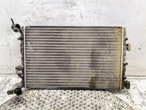 Used Water radiator Water radiator VW POLO IV (9N_, 9A_) 1.4 16V (75 hp) 39732949 39732949