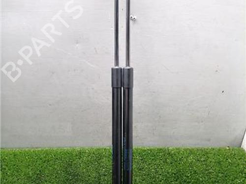 Used Tailgate lift support VOLVO V60 I (155) D5 Hybrid AWD (230 hp) 32821345