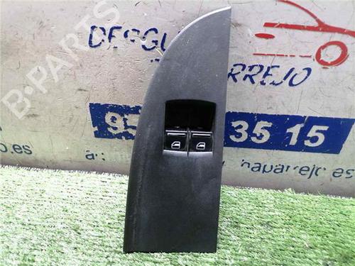 Used Left front window switch SEAT LEON (1P1) 1.9 TDI (105 hp) 31899195