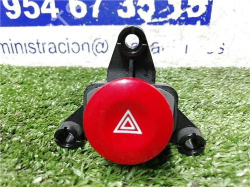 Bouton de warning CHEVROLET MATIZ (M200, M250) 1.0 (67 hp) 31897305