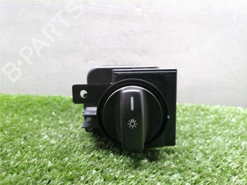 Used Switch MERCEDES-BENZ A-CLASS (W169) A 180 CDI (169.007, 169.307) (109 hp) 31911331