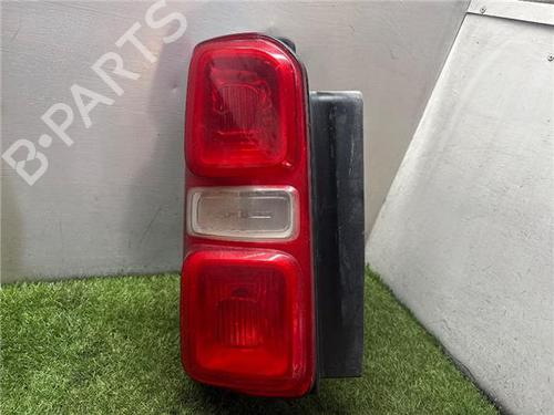 Used Left taillight PEUGEOT EXPERT Van (V_) 1.6 BlueHDi 95 (95 hp) 31911471