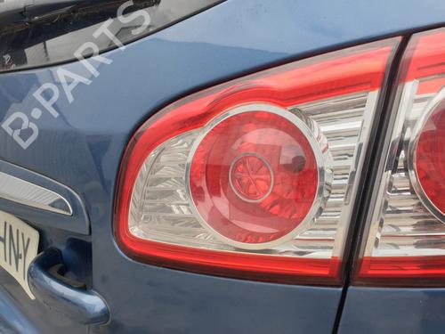 right-tailgate-light-hyundai-santa-fe-ii-cm-2005-2006-2007-2008-2009-2010-2011-2012-2013-2014-2015-32050623 main image