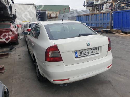 Engine control unit (ECU) SKODA OCTAVIA II (1Z3)  | BP32055817M57 