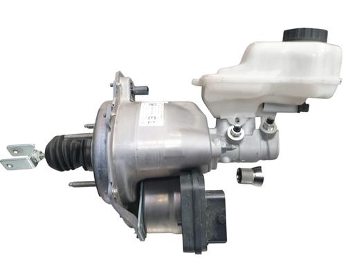 servo-brake-toyota-corolla-saloon-_e21_-2019-32058377 main image