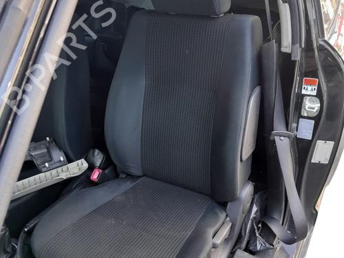 Sedile anteriore sinistro SUZUKI SWIFT III (MZ, EZ) 1.3 (RS413, ZC11S) (92 hp) 32303222