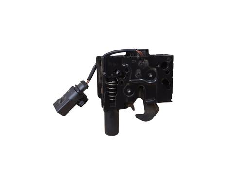 Used Hood lock VW POLO VI (AW1, BZ1, AE1) 1.0 TSI (95 hp) 32048910