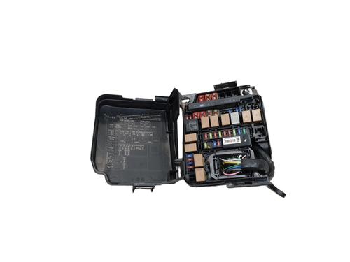 Used Fuse box HYUNDAI i40 I (VF) 1.7 CRDI (141 hp) 32056588