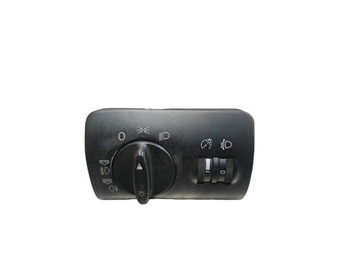 headlight-switch-audi-a6-c5-4b2-4b4-1997-1998-1999-2000-2001-2002-2003-2004-2005-32047680 main image