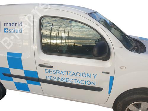 Porta frente direita RENAULT KANGOO Express (FW0/1_) Z.E. (FW0Z, FW1Z) (60 hp) 32140021
