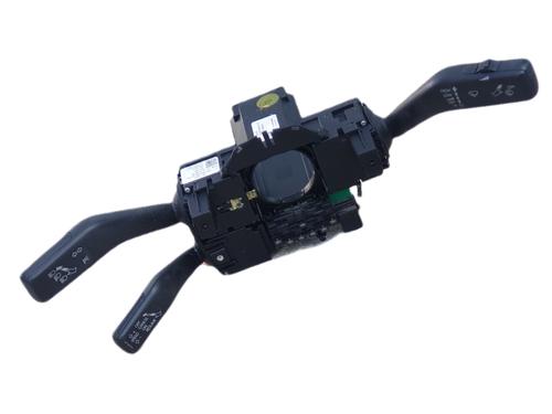 switch-vw-passat-b6-3c2-2005-2006-2007-2008-2009-2010-2011-32054085 main image