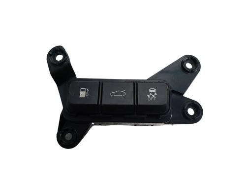 switch-kia-optima-jf-2015-32051581 main image