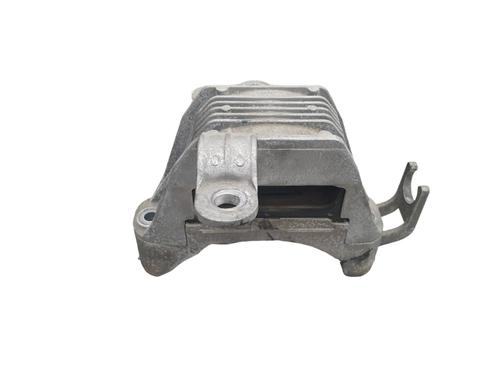 Used Engine mount CHEVROLET CRUZE (J300) 1.6 (124 hp) 32052669