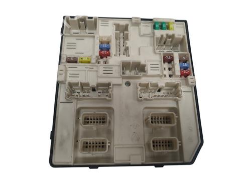 Used Fuse box Fuse box 37177765 37177765