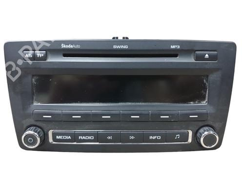 Autoradio SKODA OCTAVIA II (1Z3) 1.6 TDI (105 hp) 32053600