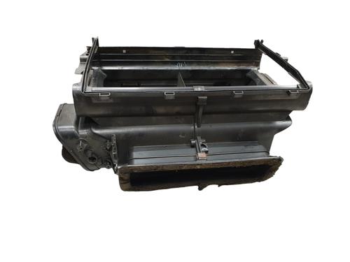 Autre AUDI A8 D2 (4D2, 4D8) S8 quattro (360 hp) 32056333