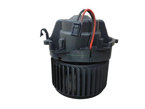 Gebläsemotor für BMW X1 (F48) sDrive 18 d (150 hp) 32055147