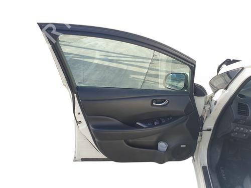 Left front door NISSAN LEAF (ZE1) Electric | BP32058693C2