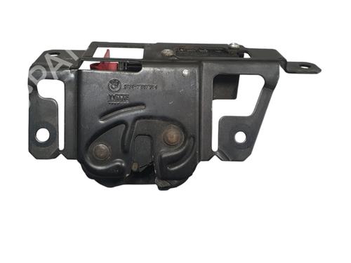 Serrure hayon BMW X3 (E83) 2.0 d (150 hp) 32047540