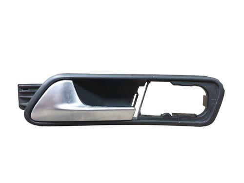 front-left-interior-door-handle-vw-touran-1t3-2010-2011-2012-2013-2014-2015-2016-32047594 main image