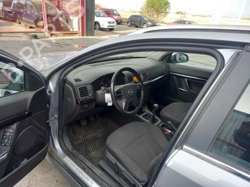 Fuse box OPEL SIGNUM Hatchback (Z03)  | BP32054889E1 