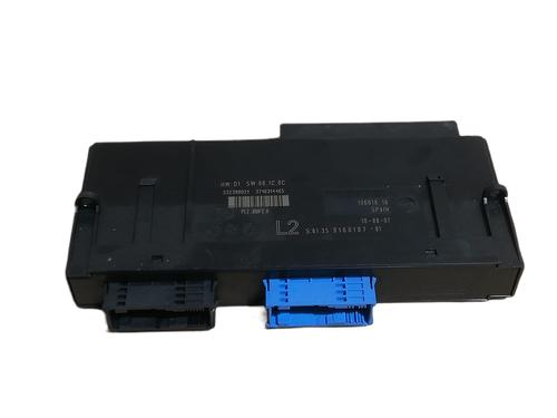 Module électronique BMW 1 (E81) 116 i (122 hp) 32054728