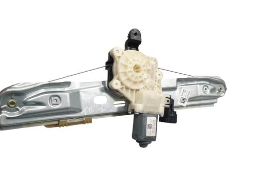 BP32054394C24 main image