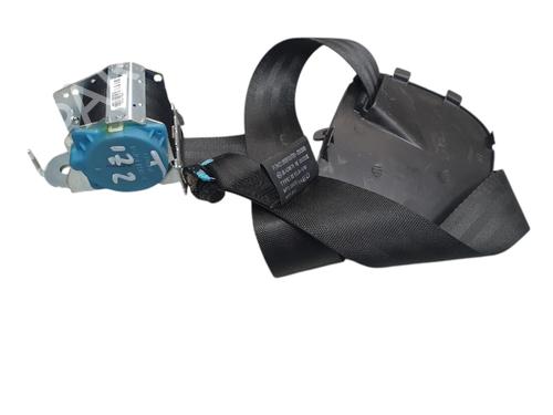 rear-left-seatbelt-hyundai-santa-fe-ii-cm-2005-2006-2007-2008-2009-2010-2011-2012-2013-2014-2015-32050645 main image