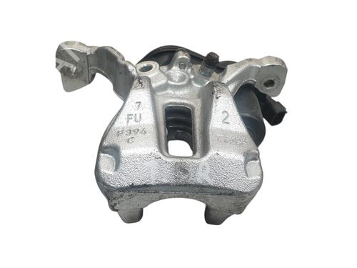 Used Right rear brake caliper TOYOTA COROLLA Estate (_E21_) 1.8 Hybrid (ZWE211) (98 hp) 32057105