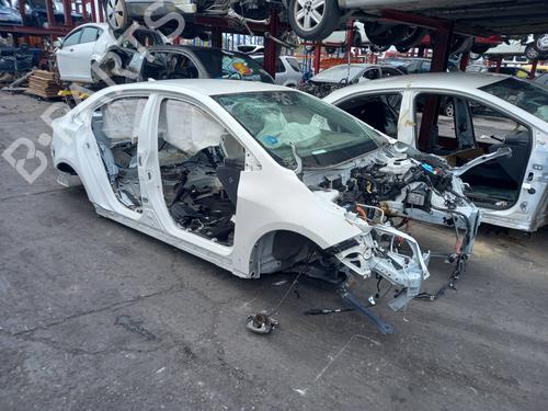 Used Parts TOYOTA COROLLA Saloon (_E21_) 1.6 VVTi (ZRE210) (122 hp) 4419189