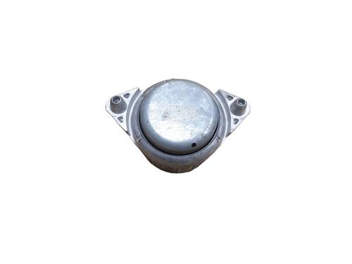 Used Engine mount MERCEDES-BENZ C-CLASS (W204) [2007-2015]  32052630