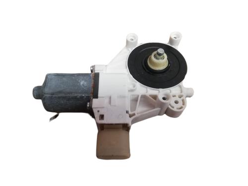 Used Right front window motor BMW 7 (F01, F02, F03, F04) 730 d (245 hp) 32055990